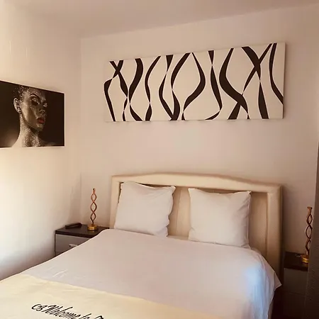 Evozava Ξενοδοχείο