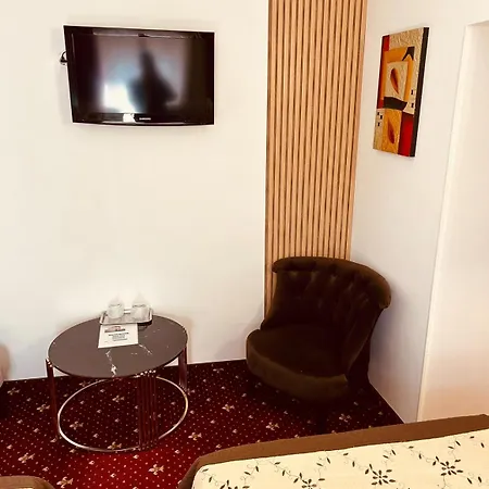 Evozava ホテル 3*