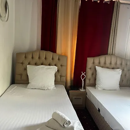 Evozava 3* Bucharest